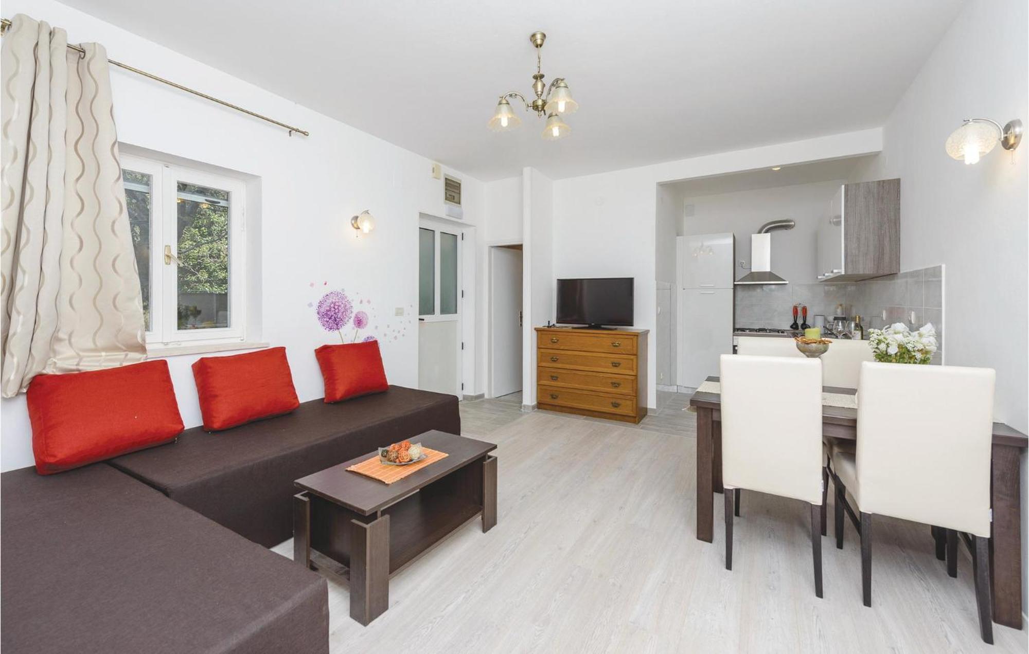 Pet Friendly Apartment In Bosanka With Kitchen Dubrovnik Exterior photo
