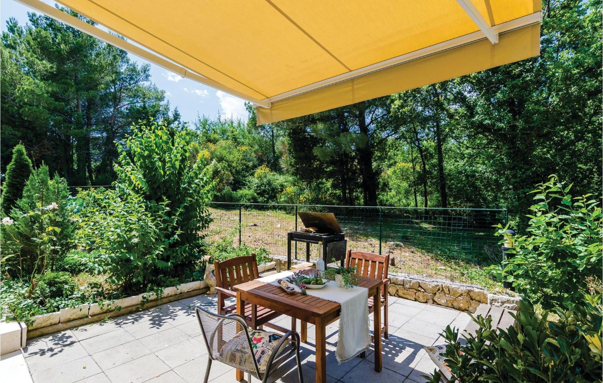 Pet Friendly Apartment In Bosanka With Kitchen Dubrovnik Exterior photo