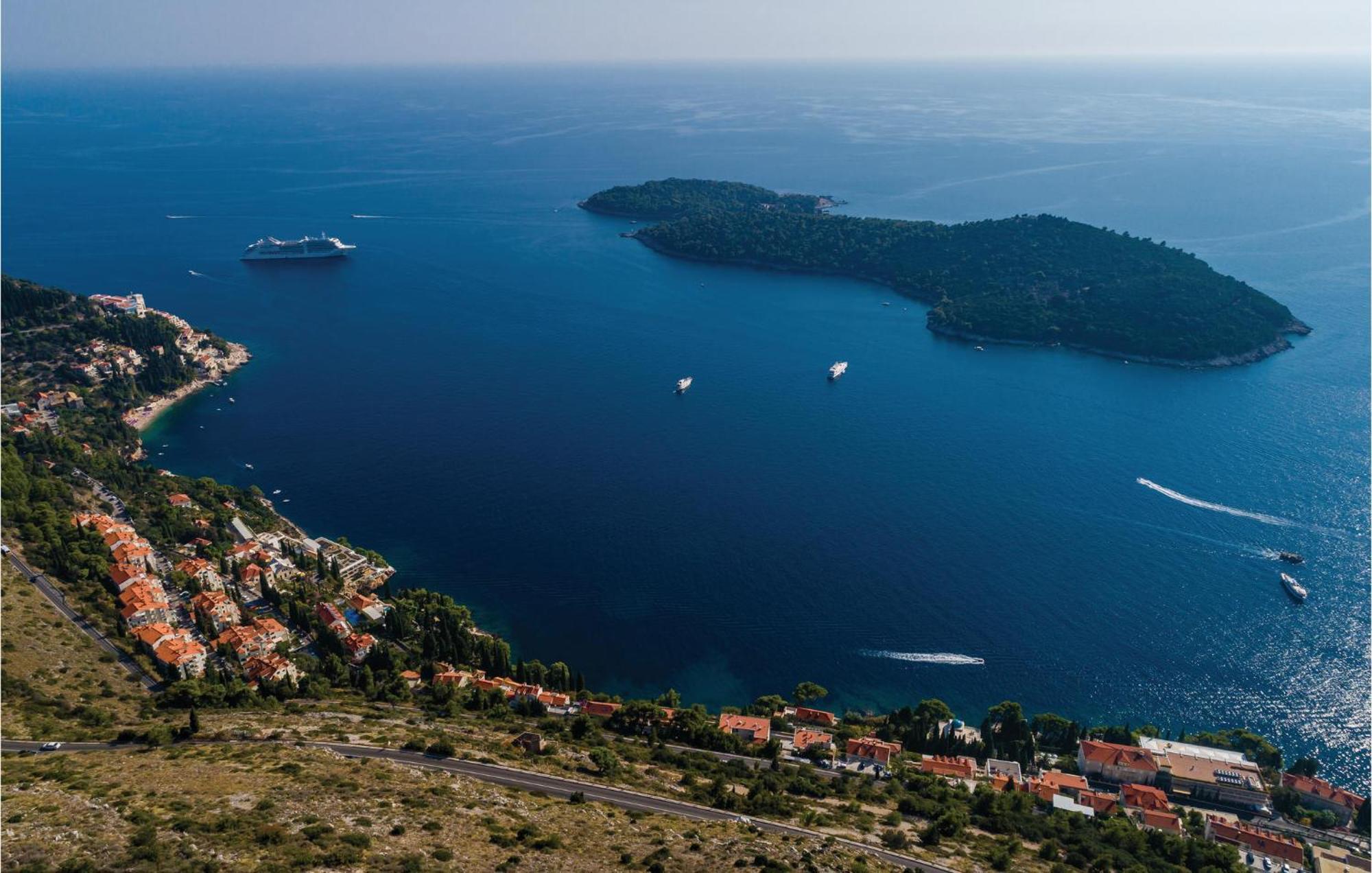 Pet Friendly Apartment In Bosanka With Kitchen Dubrovnik Exterior photo