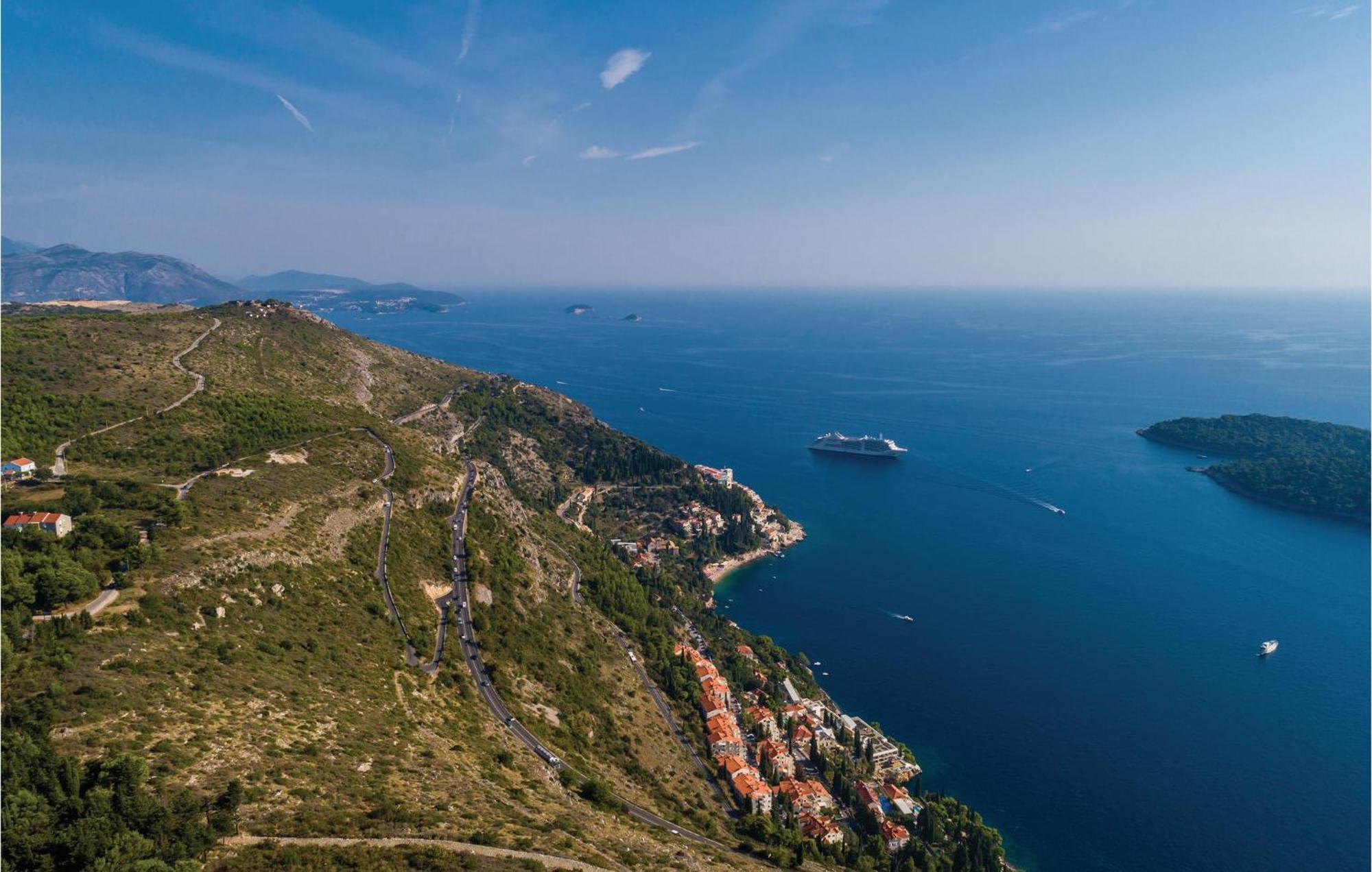 Pet Friendly Apartment In Bosanka With Kitchen Dubrovnik Exterior photo